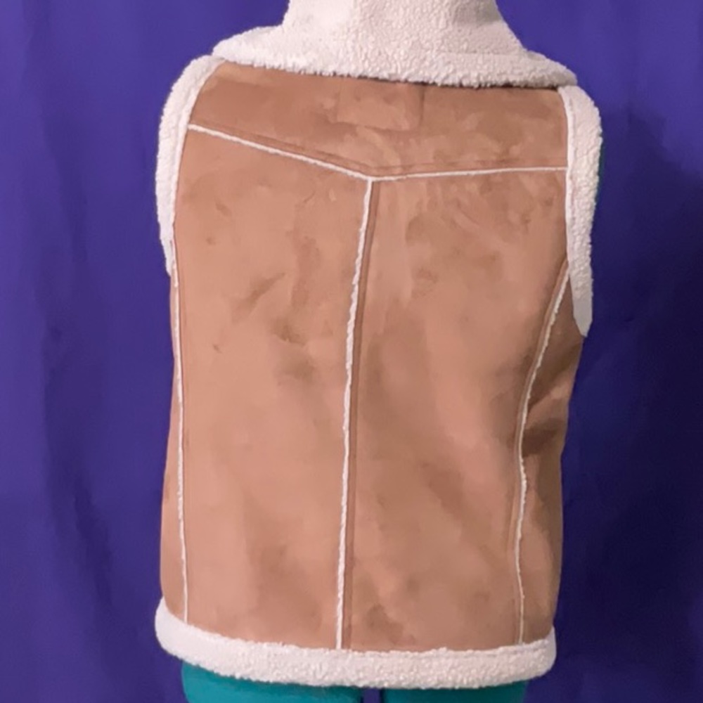 Ruff Hewn women’s suede/faux shearling vest, size large - Picture 3 of 9